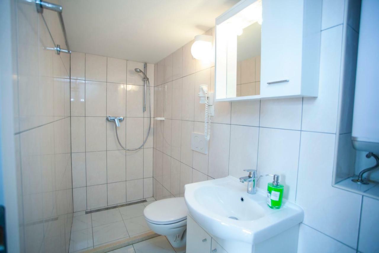 Apartments Vlado Подгора Экстерьер фото
