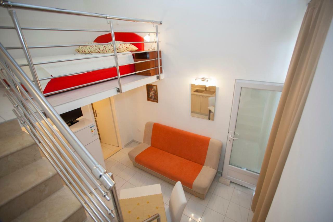 Apartments Vlado Подгора Экстерьер фото