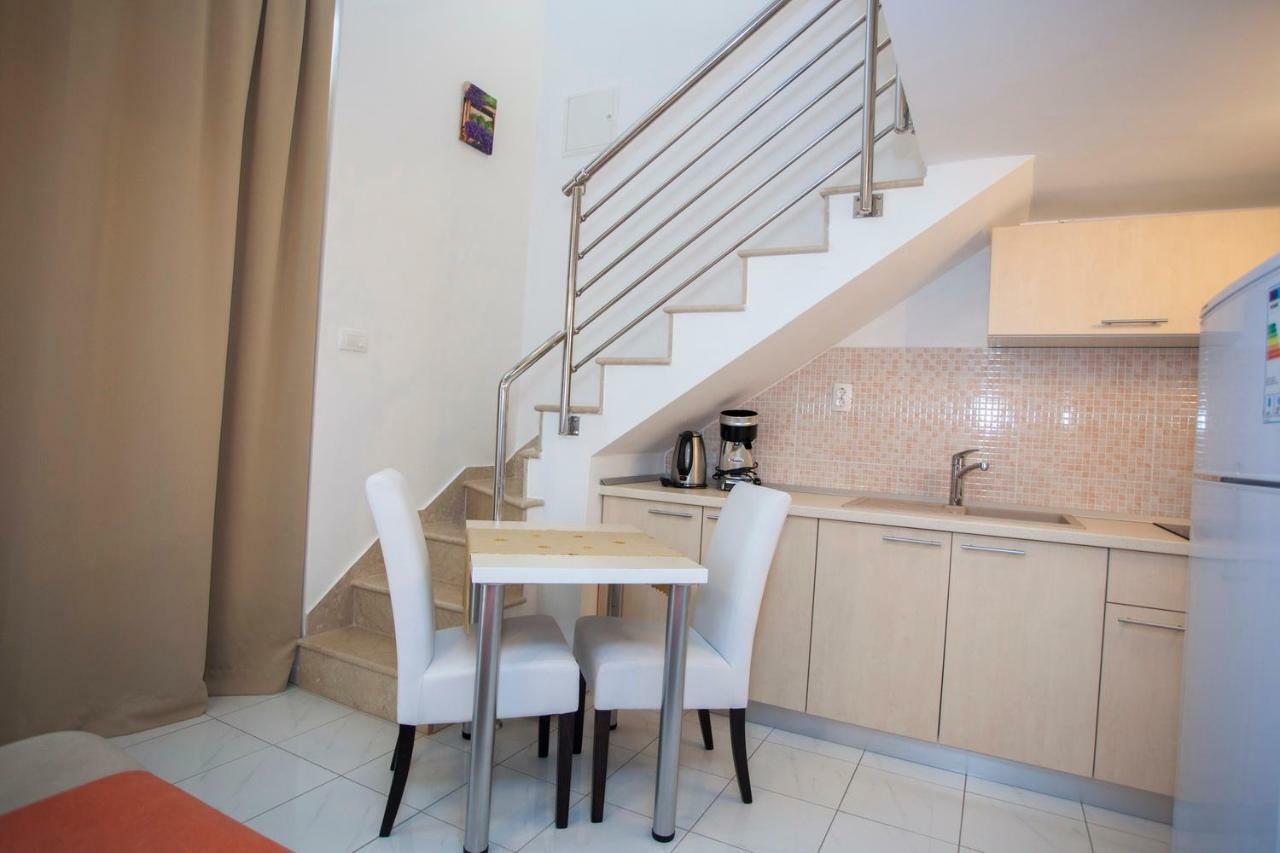 Apartments Vlado Подгора Экстерьер фото
