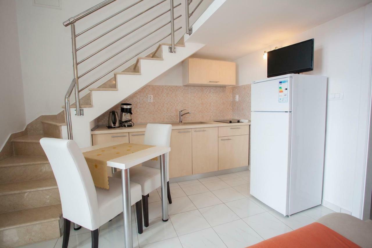 Apartments Vlado Подгора Экстерьер фото