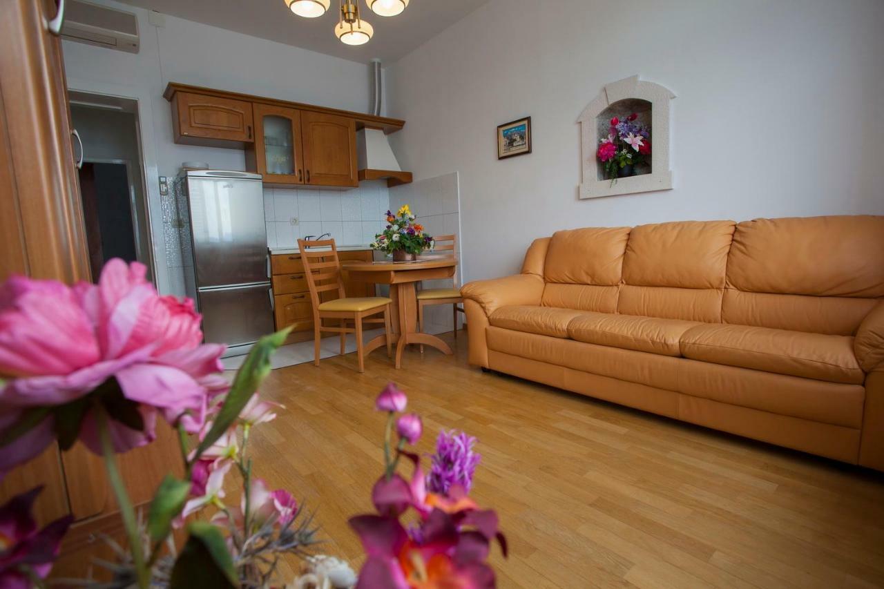 Apartments Vlado Подгора Экстерьер фото